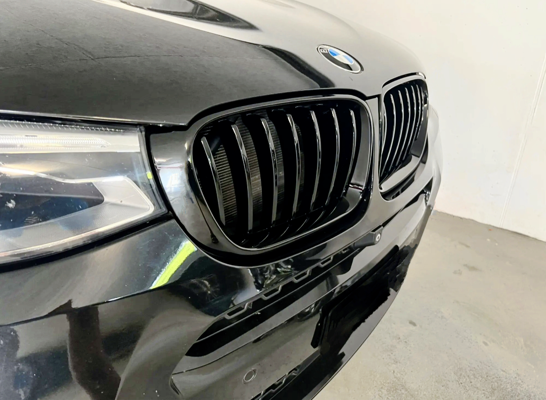 BMW X4 F26 Gloss Black Front Grilles M-look (2014 to 2018)