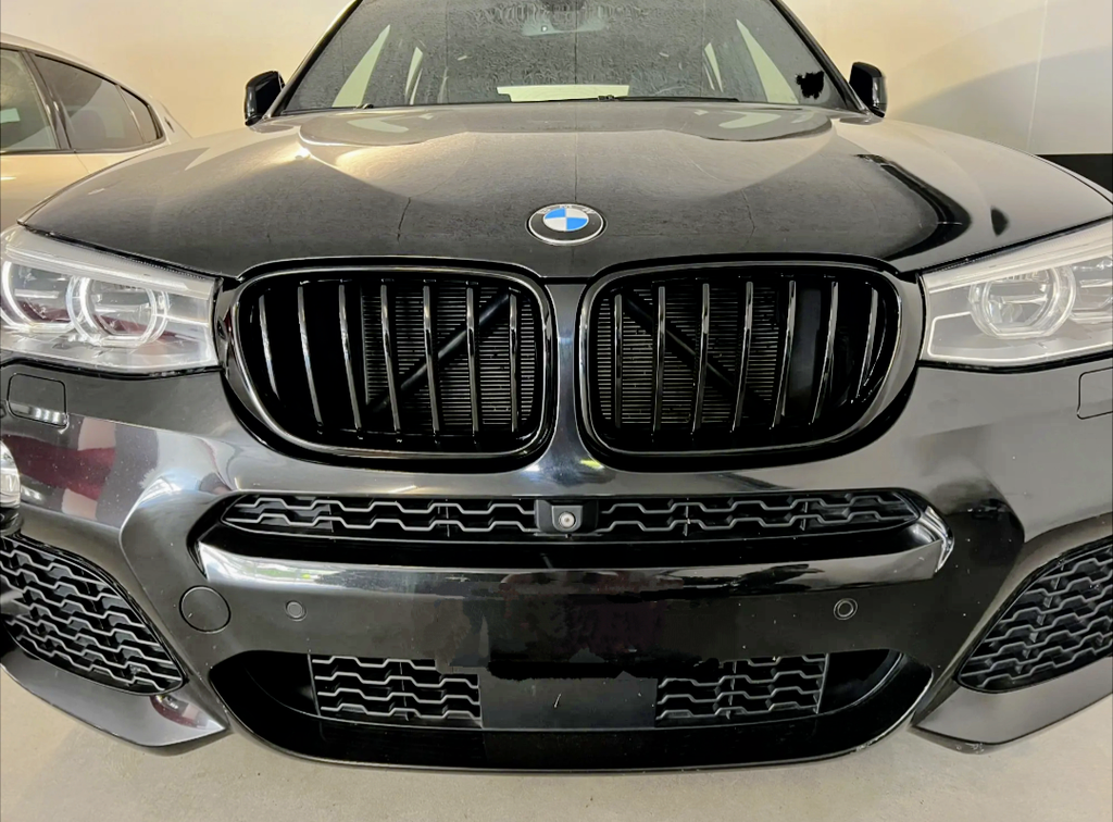 BMW X4 F26 Gloss Black Front Grilles M-look (2014 to 2018)