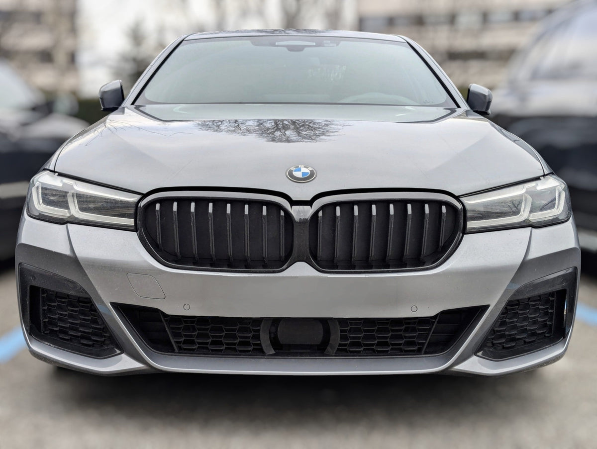 Black front kidney grilles M3 Competition-look for BMW 3 Series G20 (2019 to 2026)